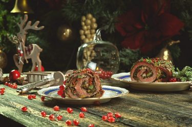 Как сделать стол на Новый 2019 год действительно праздничным и бюджетным? 135+(Фото) красивой сервировки своими руками (+Отзывы)