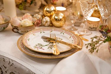 Как сделать стол на Новый 2019 год действительно праздничным и бюджетным? 135+(Фото) красивой сервировки своими руками (+Отзывы)