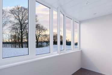 Остекление лоджий: Какое место оно занимает в дизайне помещения? Теплое, панорамное, безрамочное оформление. 145+ (Фото) уютных интерьеров