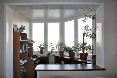 Остекление лоджий: Какое место оно занимает в дизайне помещения? Теплое, панорамное, безрамочное оформление. 145+ (Фото) уютных интерьеров