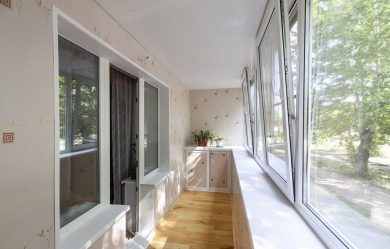 Остекление лоджий: Какое место оно занимает в дизайне помещения? Теплое, панорамное, безрамочное оформление. 145+ (Фото) уютных интерьеров