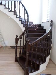 Отделка лестницы в частном доме: Самые популярные идеи (ламинатом, плиткой, камнем). Выбыраем только практичные и надежные материалы (160+ Фото)