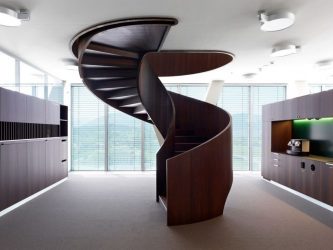 Отделка лестницы в частном доме: Самые популярные идеи (ламинатом, плиткой, камнем). Выбыраем только практичные и надежные материалы (160+ Фото)