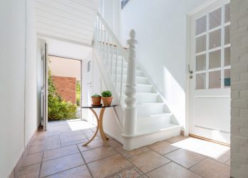 Отделка лестницы в частном доме: Самые популярные идеи (ламинатом, плиткой, камнем). Выбыраем только практичные и надежные материалы (160+ Фото)