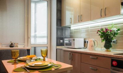 Кабанчик в интерьере: Особенности и способы укладки (кухонный фартук, пол, ванная, стены). В чем секрет популярности? (120+Фото)