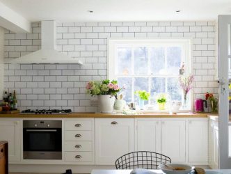 Кабанчик в интерьере: Особенности и способы укладки (кухонный фартук, пол, ванная, стены). В чем секрет популярности? (120+Фото)