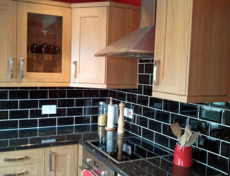 Кабанчик в интерьере: Особенности и способы укладки (кухонный фартук, пол, ванная, стены). В чем секрет популярности? (120+Фото)