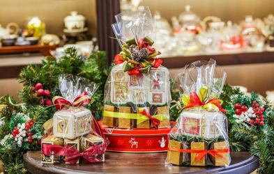 Подарок на Новый 2020 год: что интересного можно подарить? Сладкие, детские, актуальные. 90+(Фото) Лучших презентов