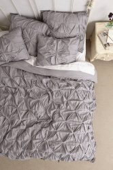 Покрывало на кровать в спальню: Современный дизайн (+170 Фото). Красивые и стильные новинки