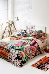 Покрывало на кровать в спальню: Современный дизайн (+170 Фото). Красивые и стильные новинки