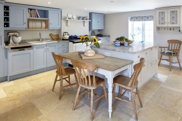 Стиль Прованс в современном интерьере: 335+ Фото Красивых дизайнов для романтиков и ценителей Франции (в прихожей/гостиной/кухне)