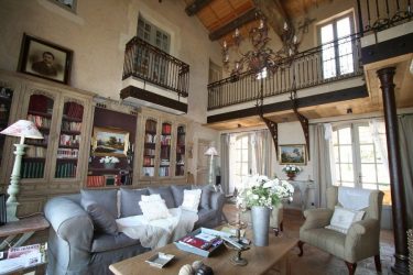 Стиль Прованс в современном интерьере: 335+ Фото Красивых дизайнов для романтиков и ценителей Франции (в прихожей/гостиной/кухне)