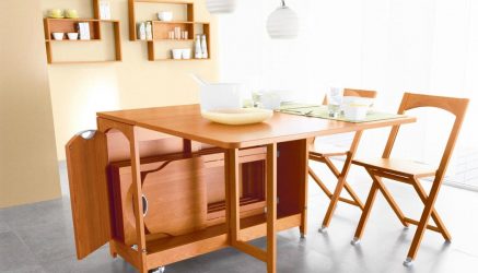 Раскладной кухонный стол (маленький, овальный, стеклянный): Как выбрать? Куда поставить? Как украсить?