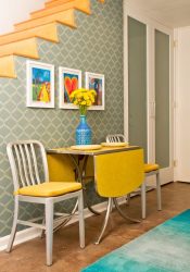 Раскладной кухонный стол (маленький, овальный, стеклянный): Как выбрать? Куда поставить? Как украсить?