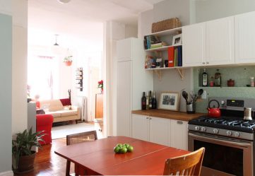 Раскладной кухонный стол (маленький, овальный, стеклянный): Как выбрать? Куда поставить? Как украсить?