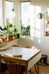 Раскладной кухонный стол (маленький, овальный, стеклянный): Как выбрать? Куда поставить? Как украсить?