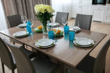 Сервировка праздничного стола (+280 Фото) в домашних условиях: Технология и правила организации красивых застолий