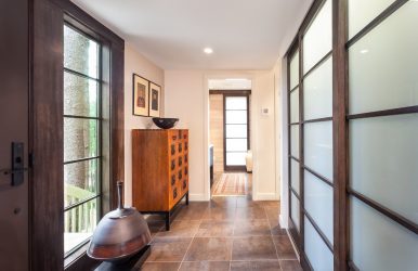 Современный дизайн и внутреннее наполнение шкафов-купе в прихожую. Идеи для обновления интерьера + 95 ФОТО