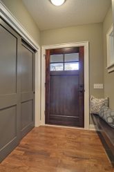 Современный дизайн и внутреннее наполнение шкафов-купе в прихожую. Идеи для обновления интерьера + 95 ФОТО