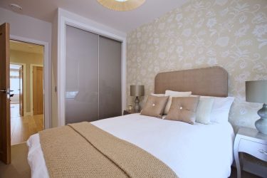 Внутреннее наполнение углового и встроенного шкафа купе в спальню. Самые актуальные и практичные модели + 140 ФОТО