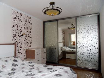 Внутреннее наполнение углового и встроенного шкафа купе в спальню. Самые актуальные и практичные модели + 140 ФОТО