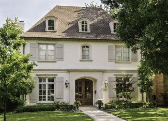 Удачные примеры преображения фасада дома при помощи ставень для окон (деревянные, металлические, пластиковые). Делаем просто и красиво (+Отзывы)