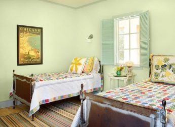 Удачные примеры преображения фасада дома при помощи ставень для окон (деревянные, металлические, пластиковые). Делаем просто и красиво (+Отзывы)