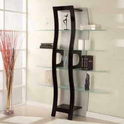 Стеклянные полки в комнате на стене: 150+ Фото использования в гостиной, на кухне, в ванной. Какой вариант выбрать?