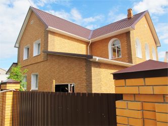 Цокольный сайдинг: Особенности материала. 180+(Фото) наружной отделки своими руками (камень, пластик, дерево)