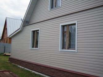 Цокольный сайдинг: Особенности материала. 180+(Фото) наружной отделки своими руками (камень, пластик, дерево)