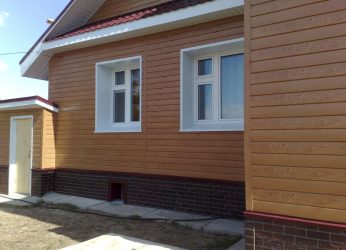 Цокольный сайдинг: Особенности материала. 180+(Фото) наружной отделки своими руками (камень, пластик, дерево)