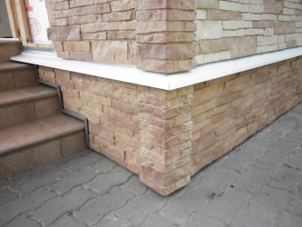 Цокольный сайдинг: Особенности материала. 180+(Фото) наружной отделки своими руками (камень, пластик, дерево)