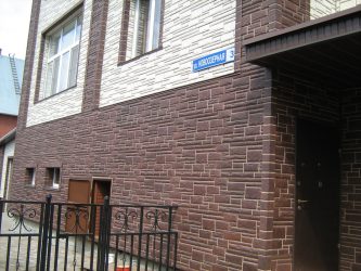 Цокольный сайдинг: Особенности материала. 180+(Фото) наружной отделки своими руками (камень, пластик, дерево)