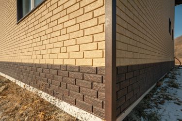 Цокольный сайдинг: Особенности материала. 180+(Фото) наружной отделки своими руками (камень, пластик, дерево)