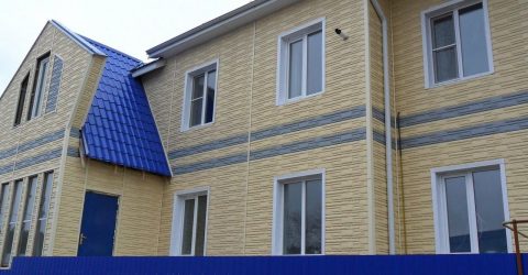 Цокольный сайдинг: Особенности материала. 180+(Фото) наружной отделки своими руками (камень, пластик, дерево)