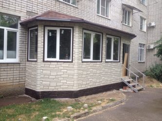 Цокольный сайдинг: Особенности материала. 180+(Фото) наружной отделки своими руками (камень, пластик, дерево)