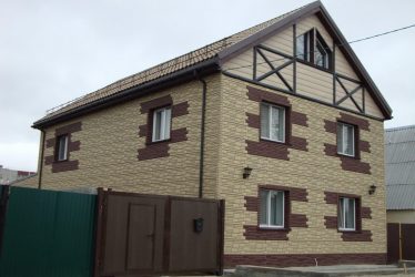 Цокольный сайдинг: Особенности материала. 180+(Фото) наружной отделки своими руками (камень, пластик, дерево)