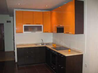 Дизайн Угловых кухонь: 175+ Фото Решений для Кухонного гарнитура