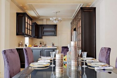 Оформление в восточном стиле: Изящество и восторг в интерьере. 215+ (Фото) утонченного дизайна (в кухне, гостиной, спальне)