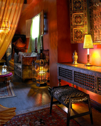 Оформление в восточном стиле: Изящество и восторг в интерьере. 215+ (Фото) утонченного дизайна (в кухне, гостиной, спальне)