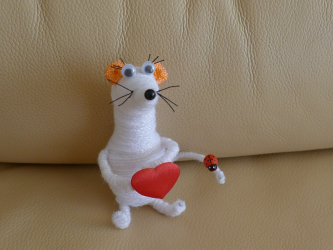 Игрушки из ниток или как порадовать ребенка из ничего: 155+(Фото) уникальных и красивых поделок созданных своими руками с мастер-классами (мягких, на елку, из шариков)