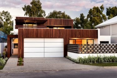 Заборы для частных домов и приусадебных территорий (+390 Фото Идей). Красивые ограждения и критерии выбора