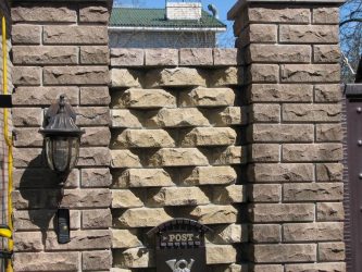 Заборы для частных домов и приусадебных территорий (+390 Фото Идей). Красивые ограждения и критерии выбора