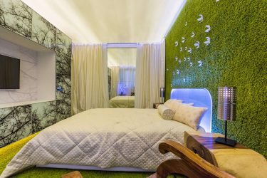 Интерьер спальни зеленого цвета: Как сделать его лучшим местом для отдыха? 175+ (Фото) вариантов Дизайна (шторы, обои, стены)