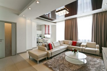 Зеркальный потолок: Особенности интерьерного решения (в ванной, гостиной, прихожей). Блестящая отделка для эффектного дизайна