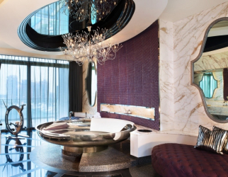 Зеркальный потолок: Особенности интерьерного решения (в ванной, гостиной, прихожей). Блестящая отделка для эффектного дизайна