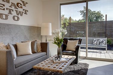 Журнальный столик: На что обратить внимание при выборе? 225+ (Фото) Вариантов из дерева, стекла, на колесах